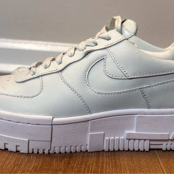 Nike Air Force 1 Pixel Ghost Aqua CK6649-400 Sneakers Shoes Women’s Size… - Picture 4 of 15